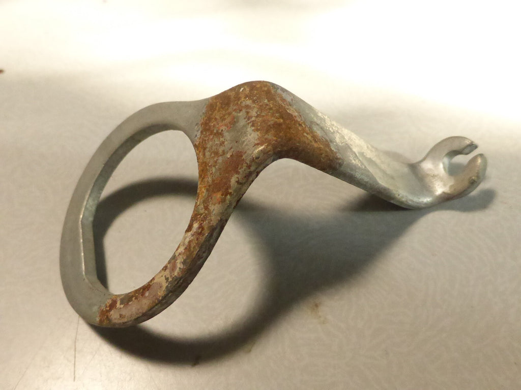 NOS Guide de gaine de frein avant  FORK STEERER TUBE BRAKE 25 mm