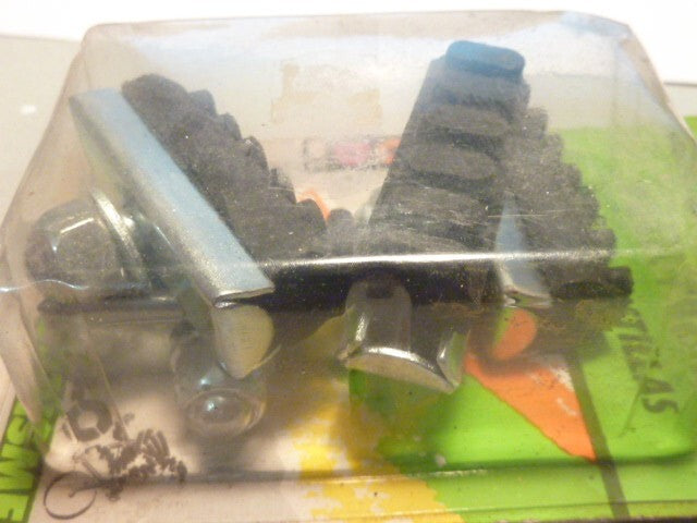 OLD BIKE NOS  lot de 4 PATINS DE FREINS  vintage brake pads