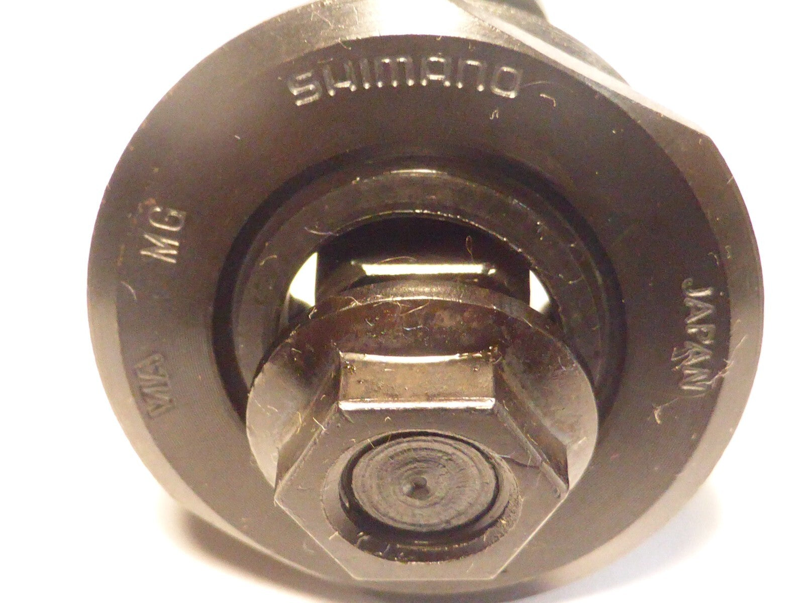 NOS Shimano  68 - 122 mm bicycle bottom bracket NOS L'eroica