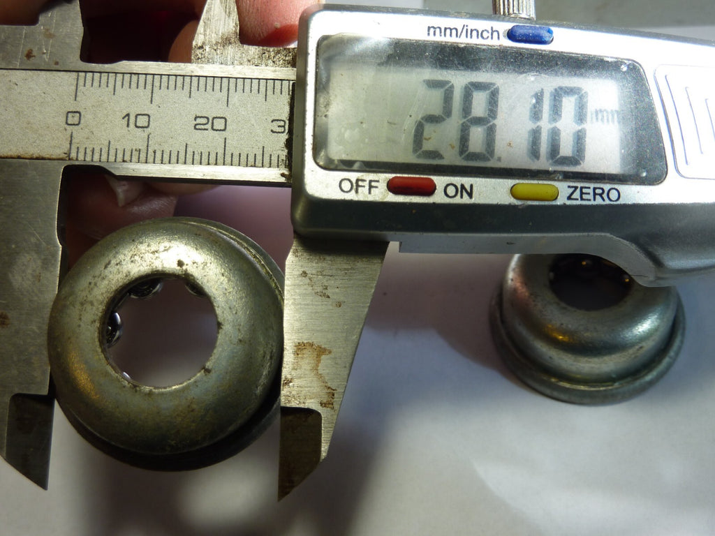 moyeu 2 Cuvettes  acier ø 28 mm - NOS - Oldschool, Vintage coupelles