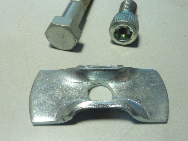 NOS support bequille velo  Bike Kickstand Bolt and Bracket. lowriders, trikes