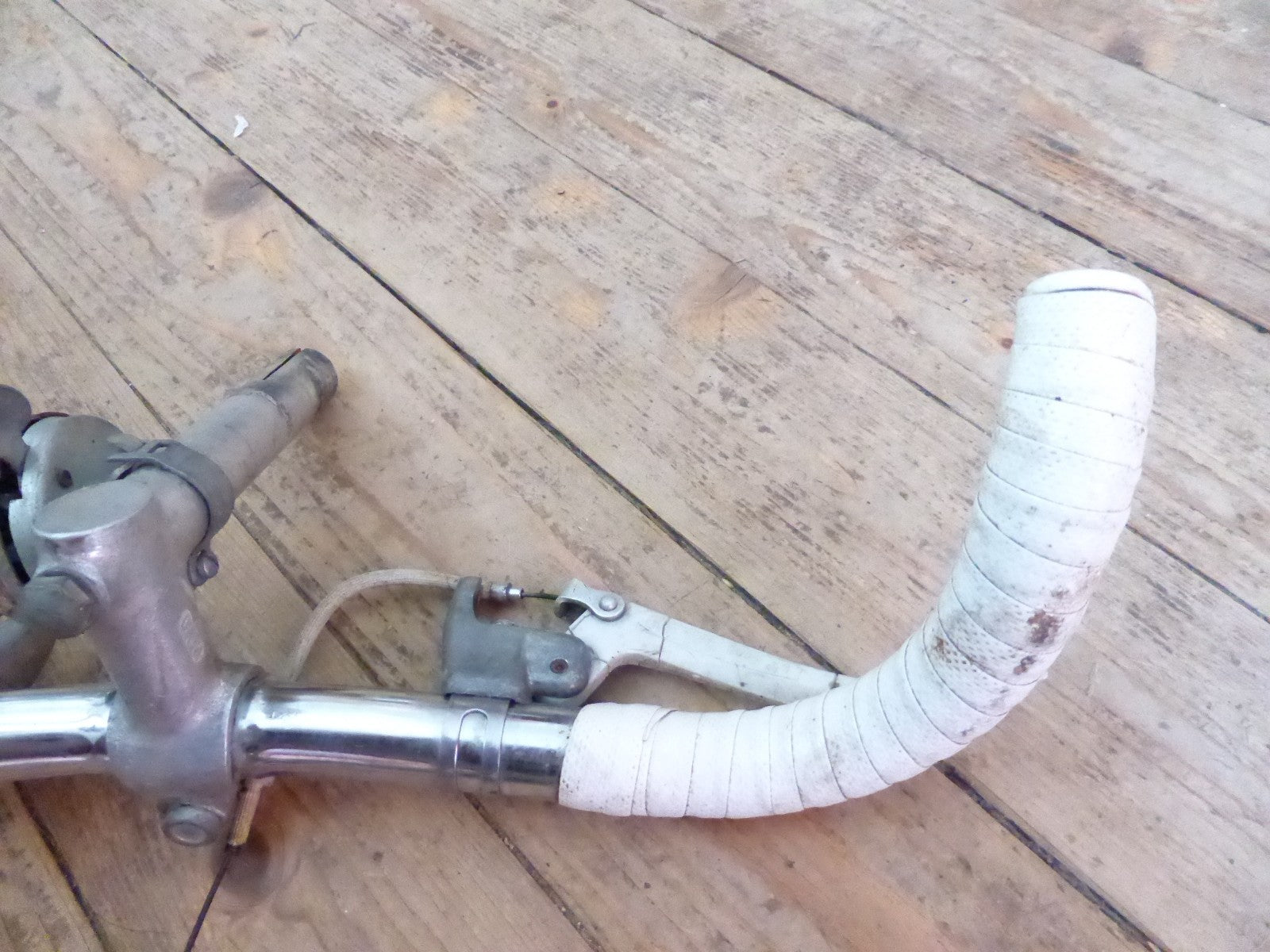 ancien guidon velo chromé vintage Peugeot motobecane gitane randonneur Pivo 22.2