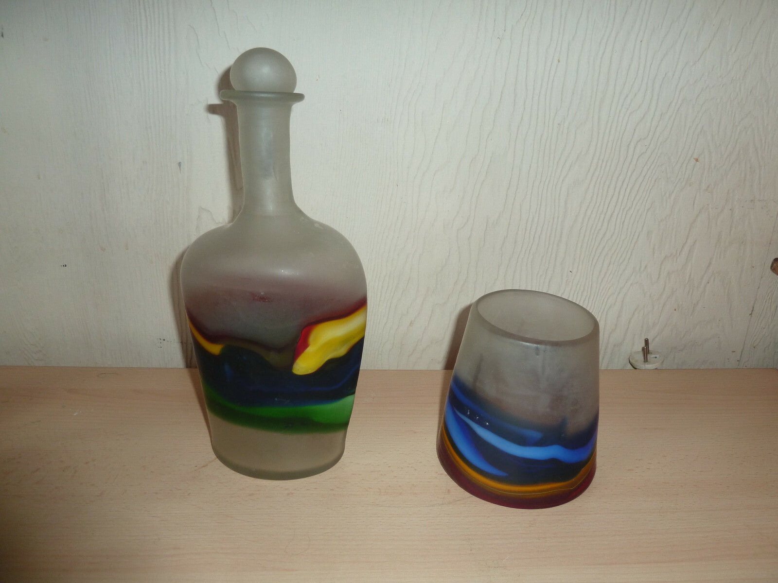 Perses verrerie Golkar Glass  2 pièce bouteille et vase signée verre soufllé