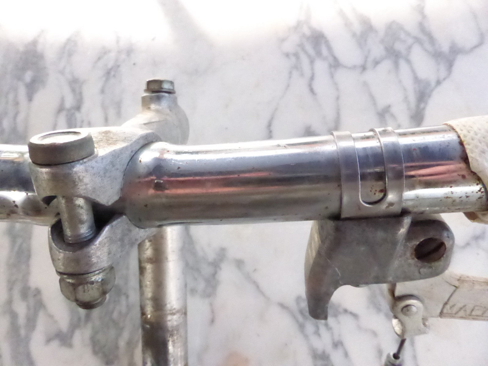ancien guidon velo chromé vintage Peugeot motobecane gitane randonneur Pivo 22.2
