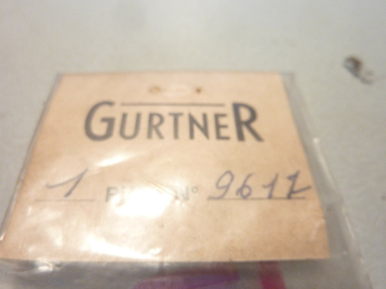 N.O.S 1 Vis de bouchon  carburateur 9617 GURTNER D10G D12G Peugeot