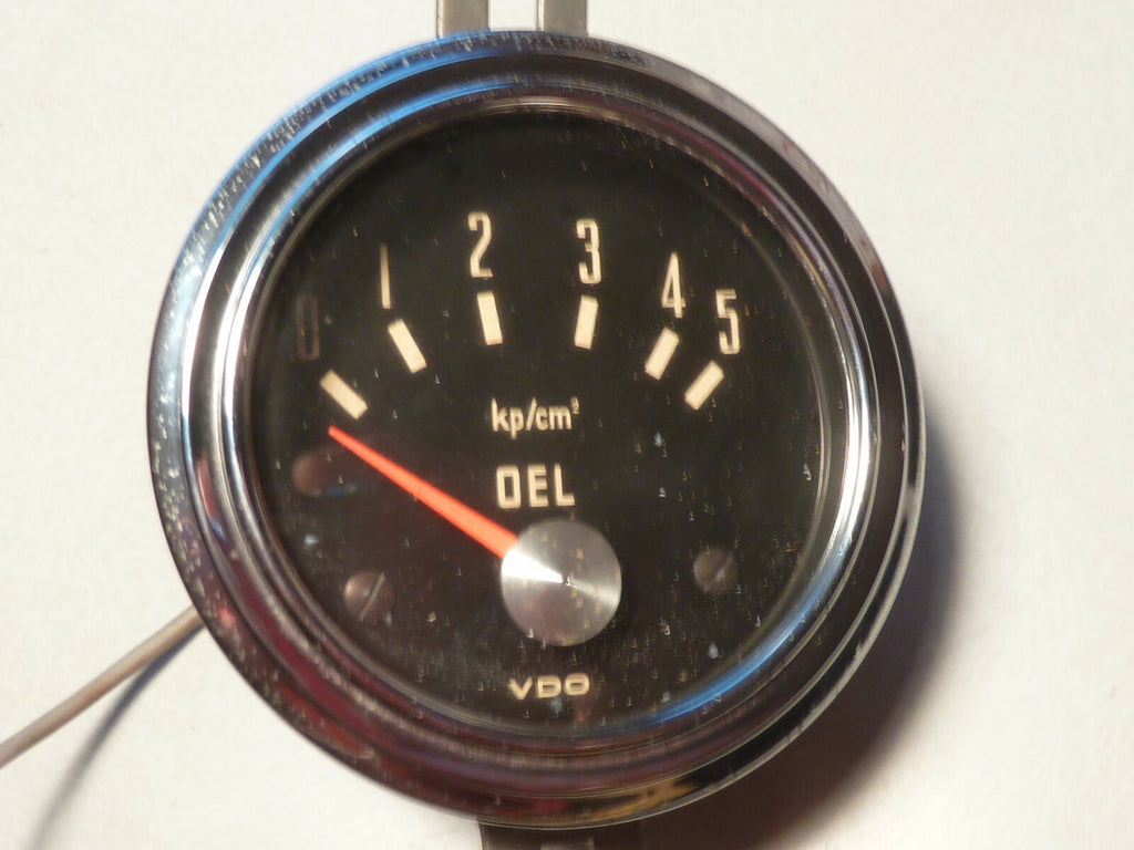 Oldtimer Chrom VDO Öldruckanzeige kg/cm² Dm: 6 cm 350.251/44/6 12 V | 03/71