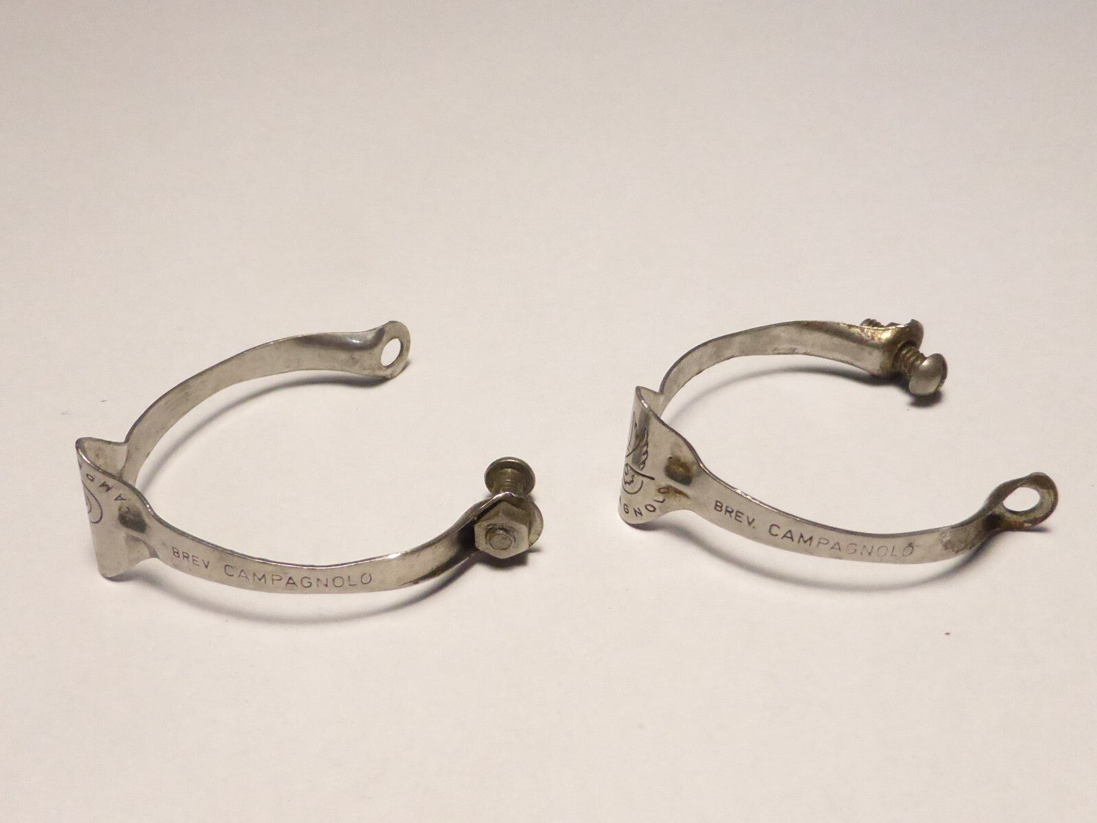 2 Colliers de gaine CAMPAGNOLO clips clamp vintage