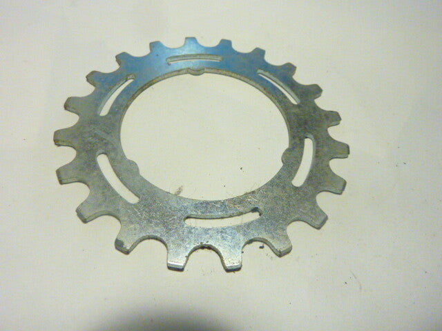 NOS Sachs Maillard Sprocket.cogs pignon vintage 20 T Argent  silver NOS