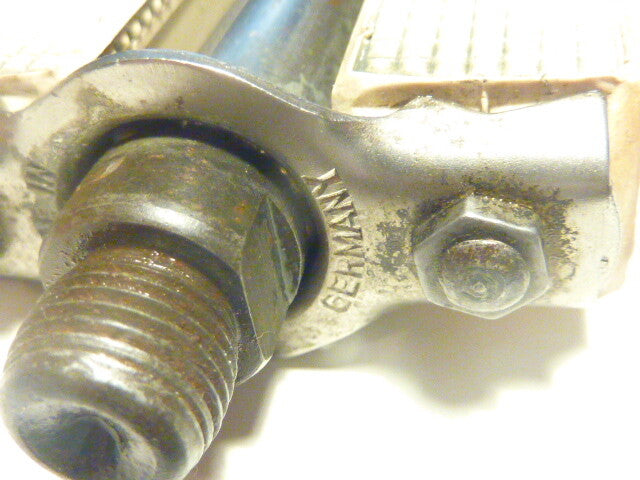 NOS  1 petite pédale vélo ancien vintage pedals  droite  9/16" made in Germany