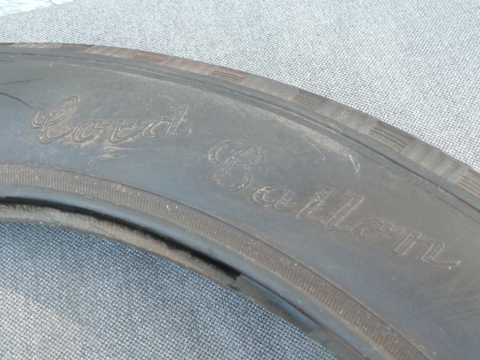 2 pneu 16". 2.125 ancien  vintage extra prima lord ballon Continental 16x2.125