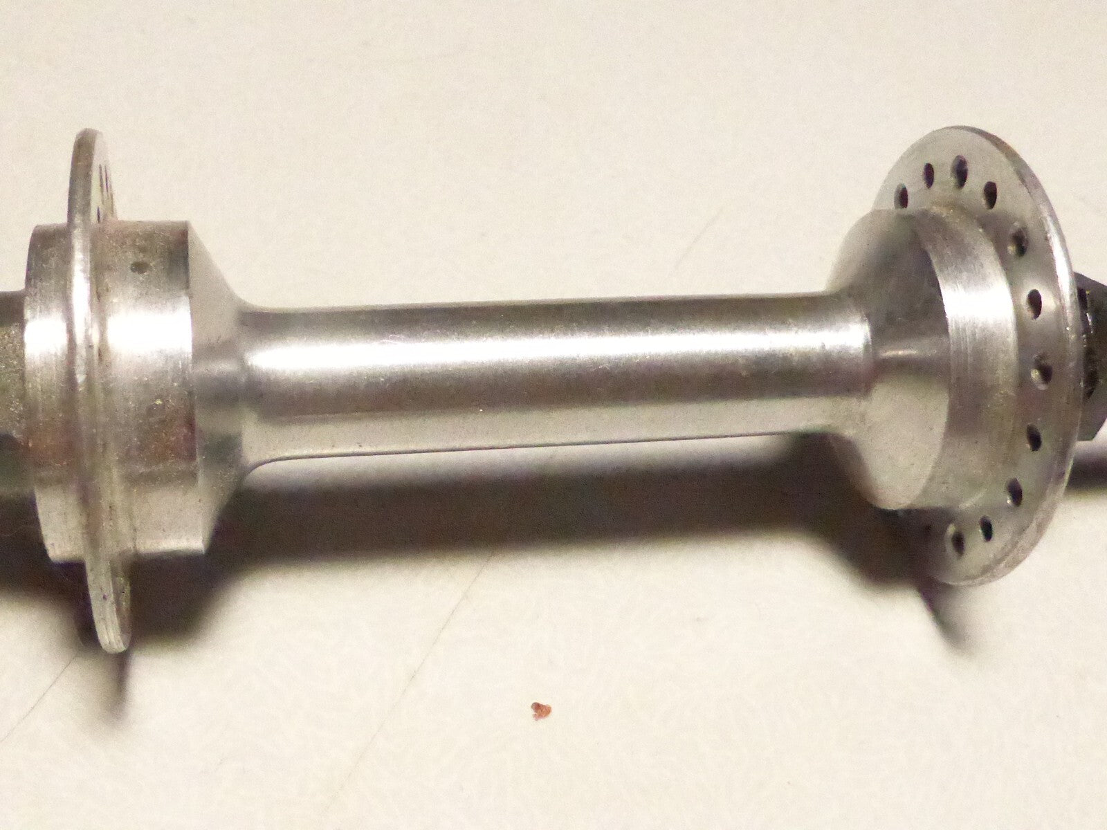NOS VINTAGE MOYEUX avant  VELO  BICYCLE 36 TROUS