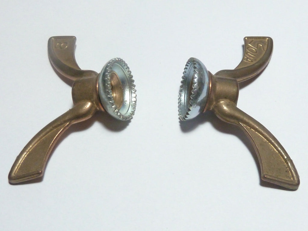 ✨ NOS Neu neuf 2 Écrous Papillon Vélo Ancien SOVA Wing Nuts 8 mm Laiton Vintage