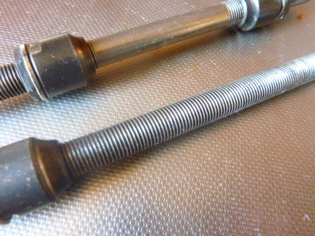 NOS vintage 2 axe moyeux roue 9.5 mm L 149 mm L 145