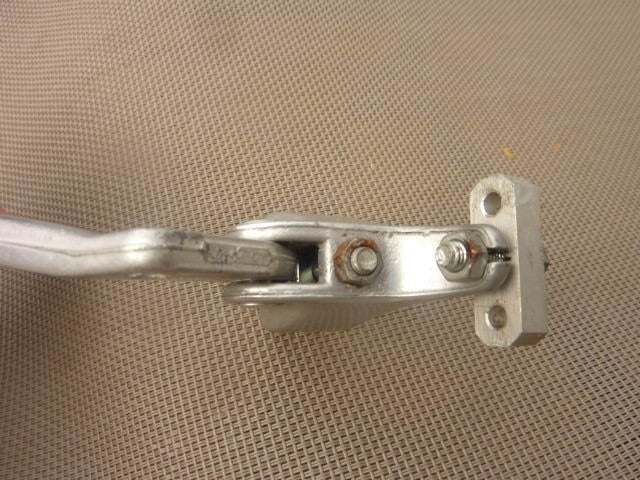 vintage neuf ancien stock poignée frein gauche  aluminium clb Tandem ?