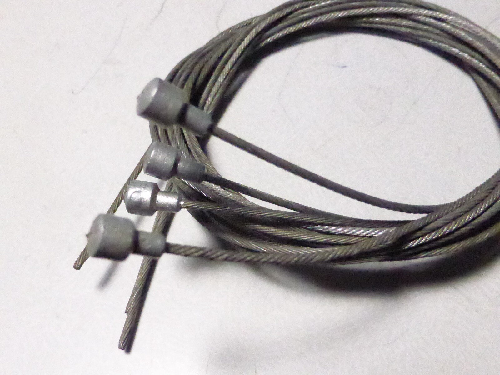 Câble de frein 1.2m et 0.7 m Ø 1.45 mm tête type poire Ø 6xL5mm