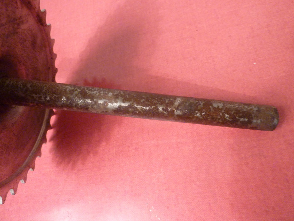 NOS axe plateau PEDALIER Plateau ANCIENNE Peugeot 102 32 DENTS