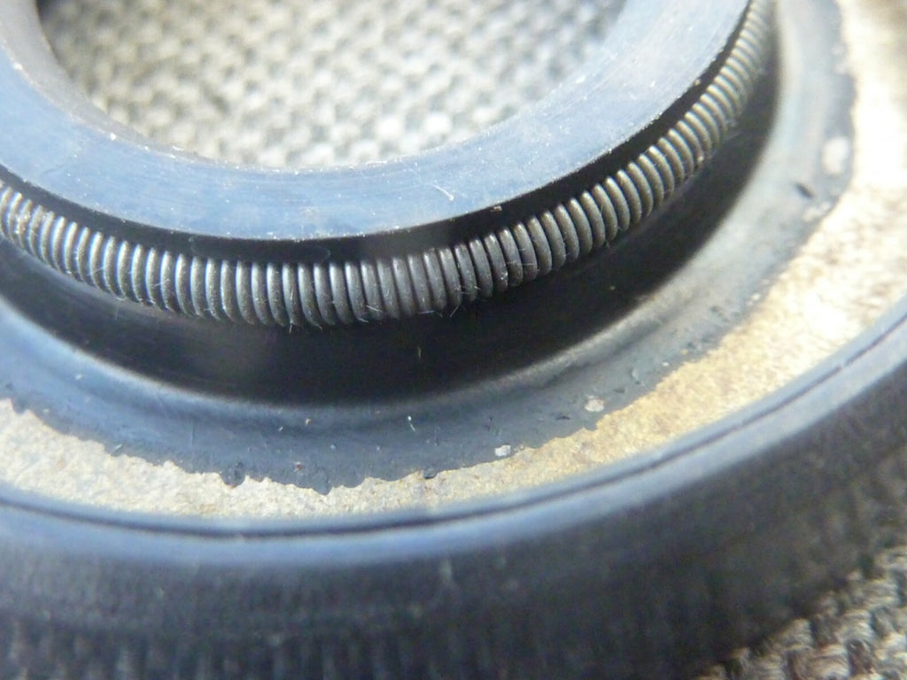 Joint spi de  40x17x8  IE.17.40.8 paulstra joint spi  Neuf