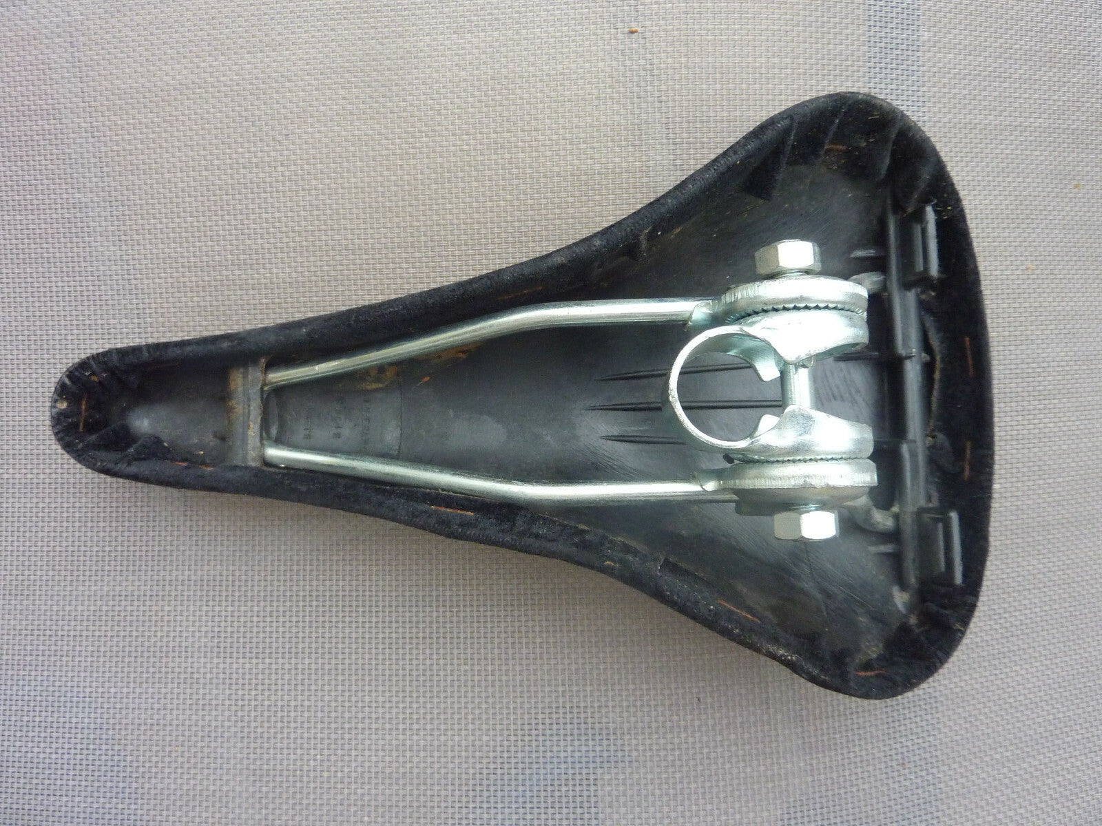 SELLE  VELO - VINTAGE - SPORT selle Saddle