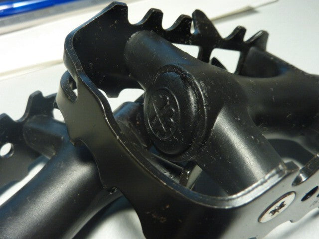 NOS Paire de pédales VP-933S  vintage 9/16