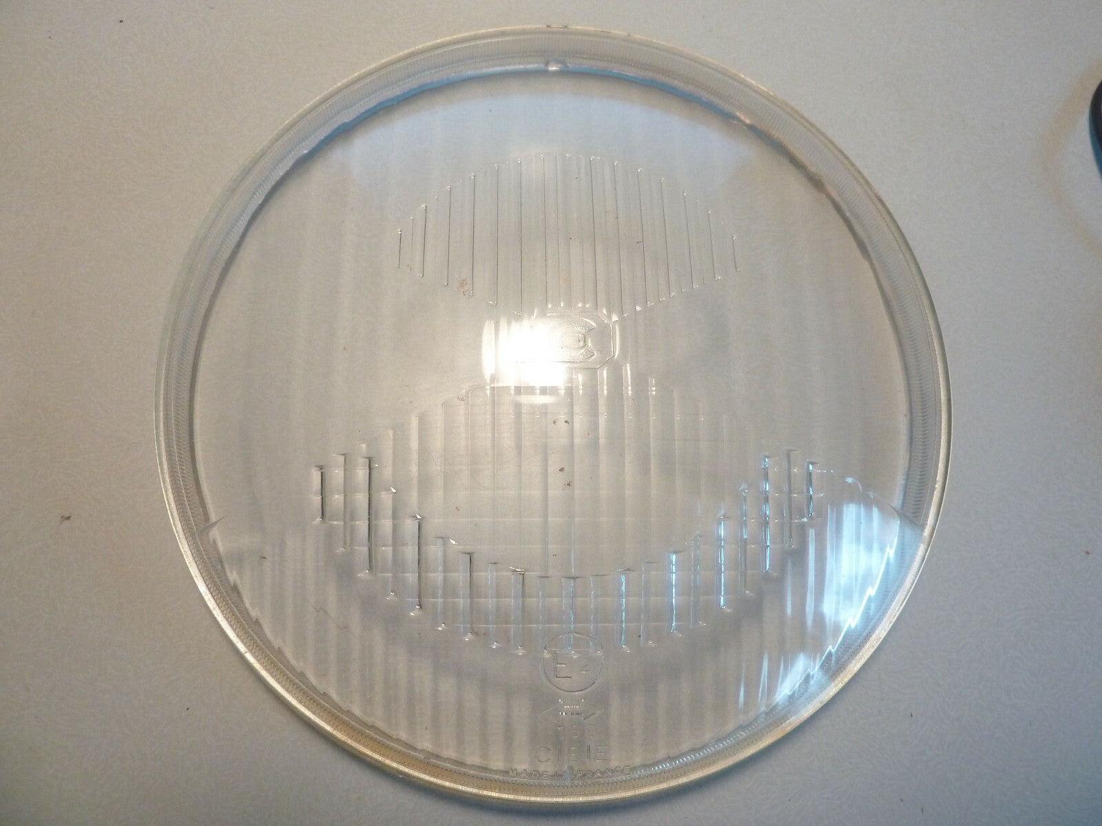 PEUGEOT  CITROEN    VERRE  DE  PHARE  CIBIE 169