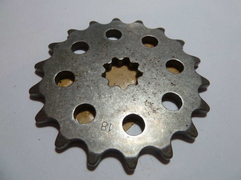 NOS 18 dents pignon kettennad 18Z chaine sprocket 349.1.13.118.1 PUCH ?