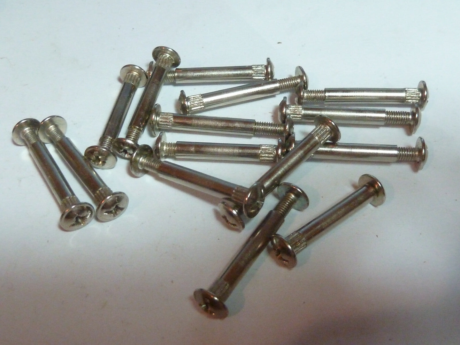 lot de 15 Vis pour Assemblage Jonction Meuble Cuisine 30/41 mm