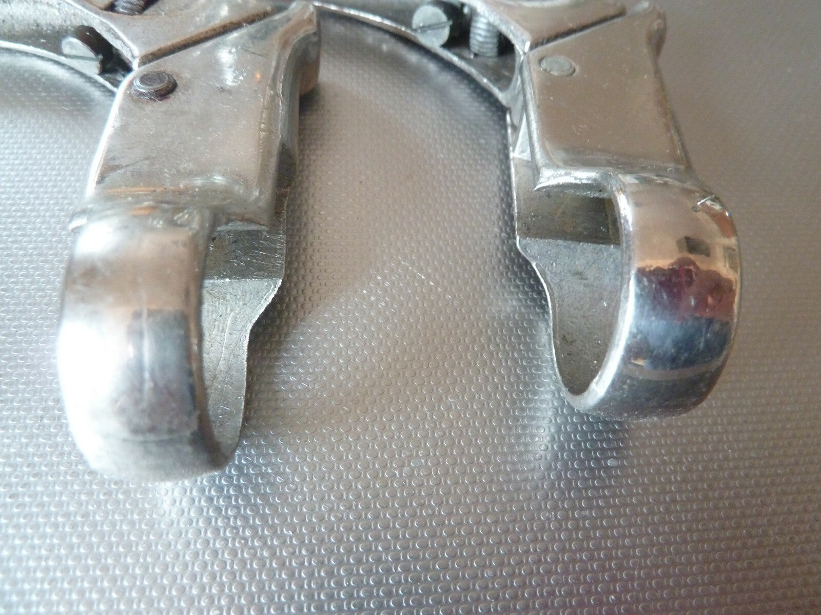 NOS neu rare superbes Poignées leviers de vélo alliage et acier  cyclomoteur