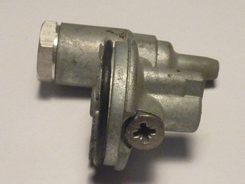 ✨ NOS Couvercle Haut de Cuve Gurtner – Peugeot / Motobécane – Vintage ✨