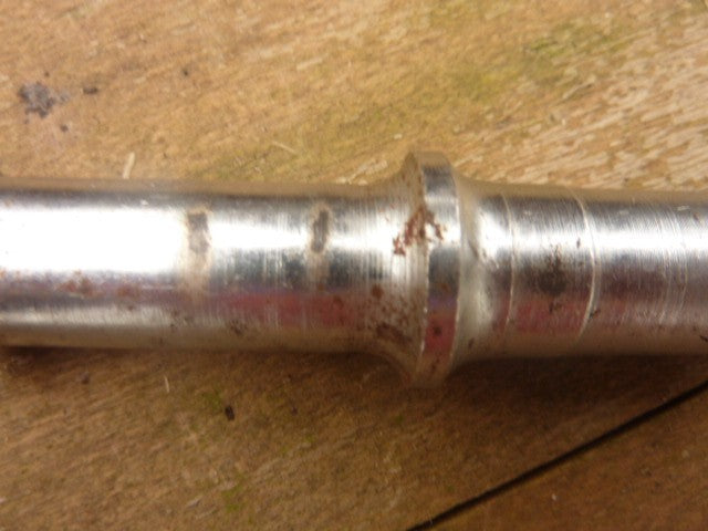 Nos axe clavettes pédalier RFG 125 mm  pédalier Bottom bracket  not stronglight