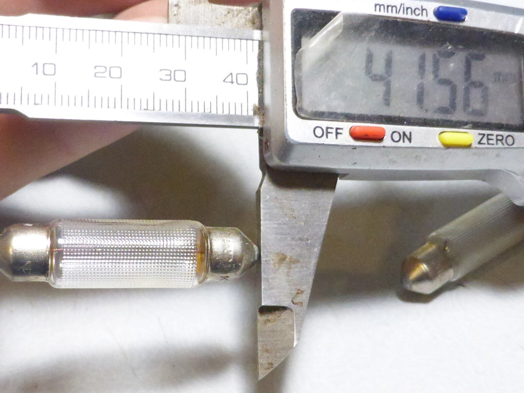 2 NOS ampoule Mazda éclairage vintage  12V 7W SV 8,5 Bulb 10x42 mm navette ..