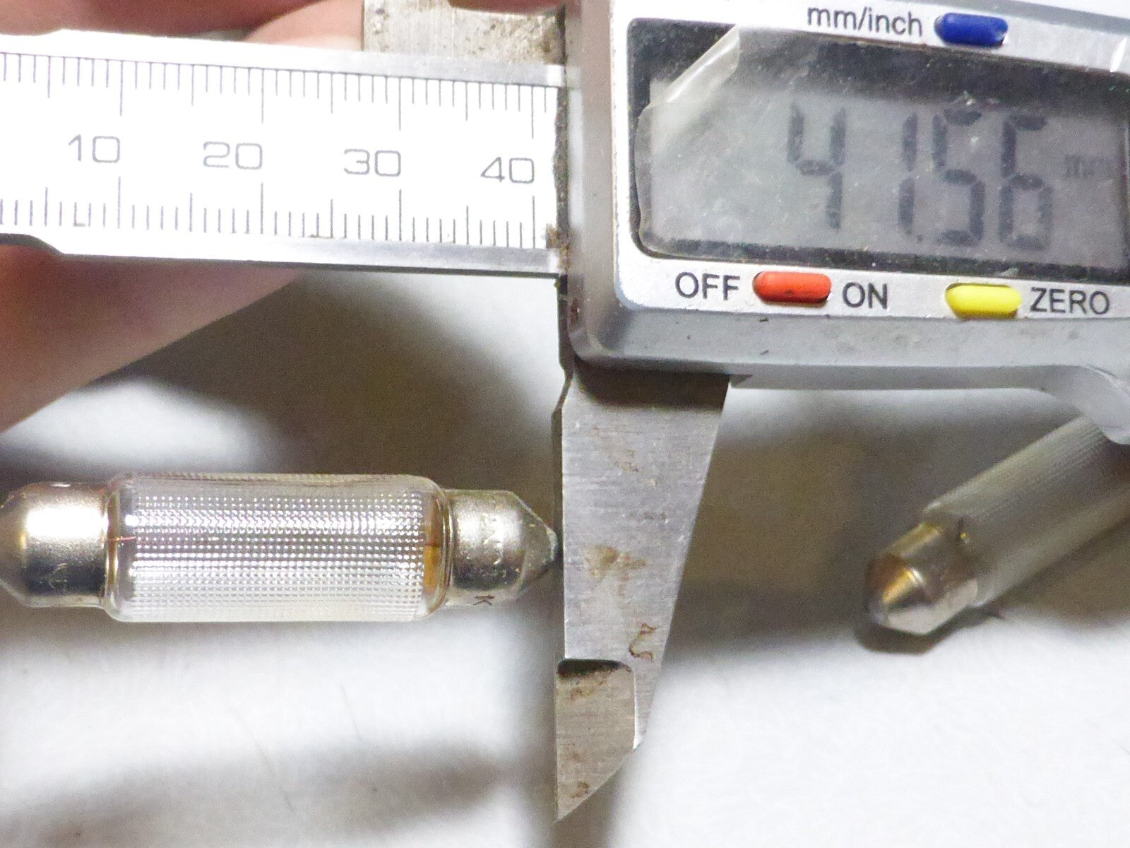 2 NOS ampoule Mazda éclairage vintage  12V 7W SV 8,5 Bulb 10x42 mm navette ..