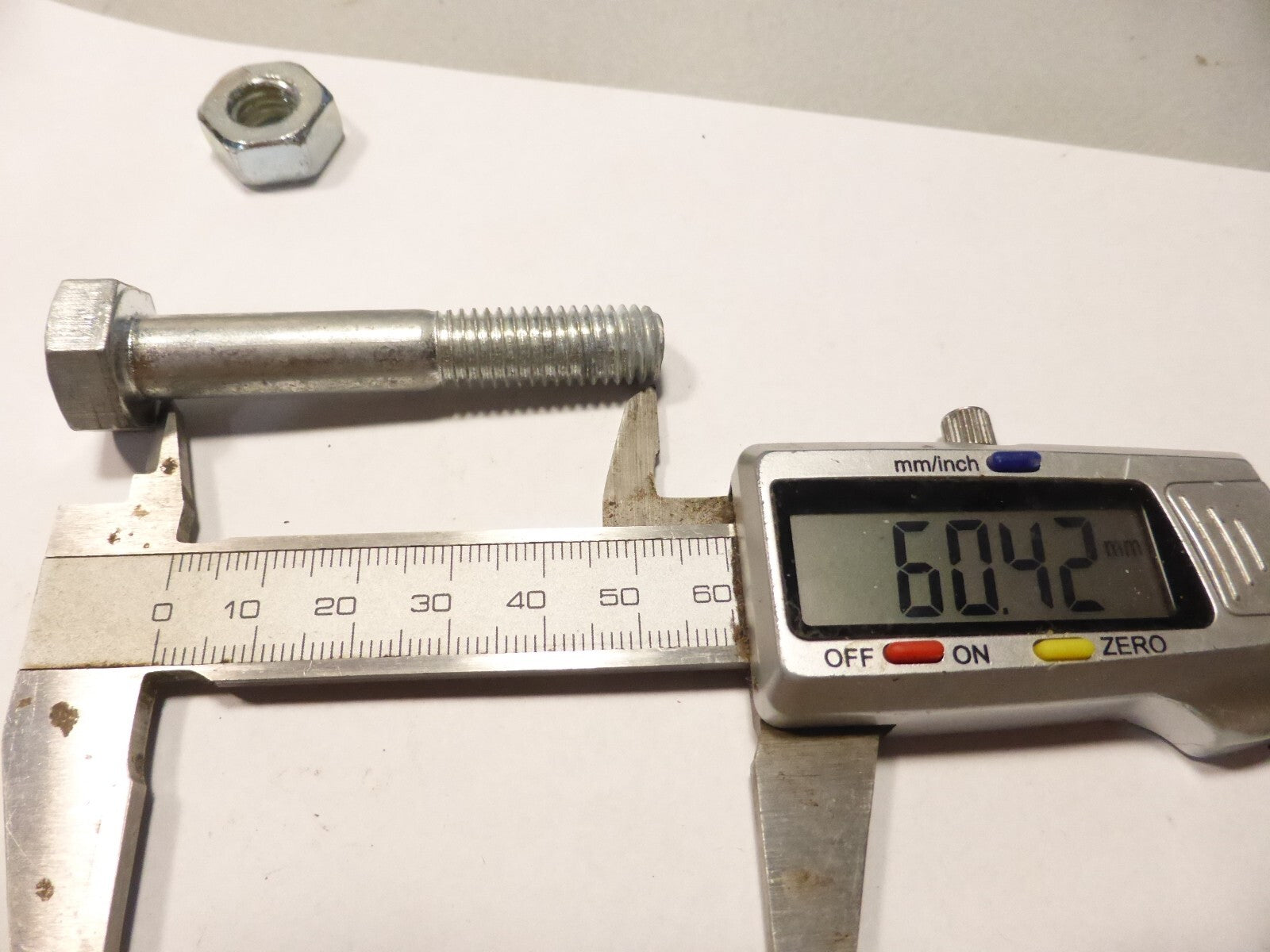 NOS vis Axe bas de cadre diamètre 10 mm x 60 mm solex fixation 3800 M10 chinois