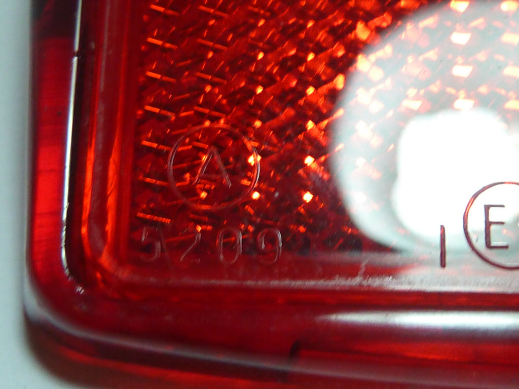 Cabochon Feu Rouge Motobécane/Peugeot