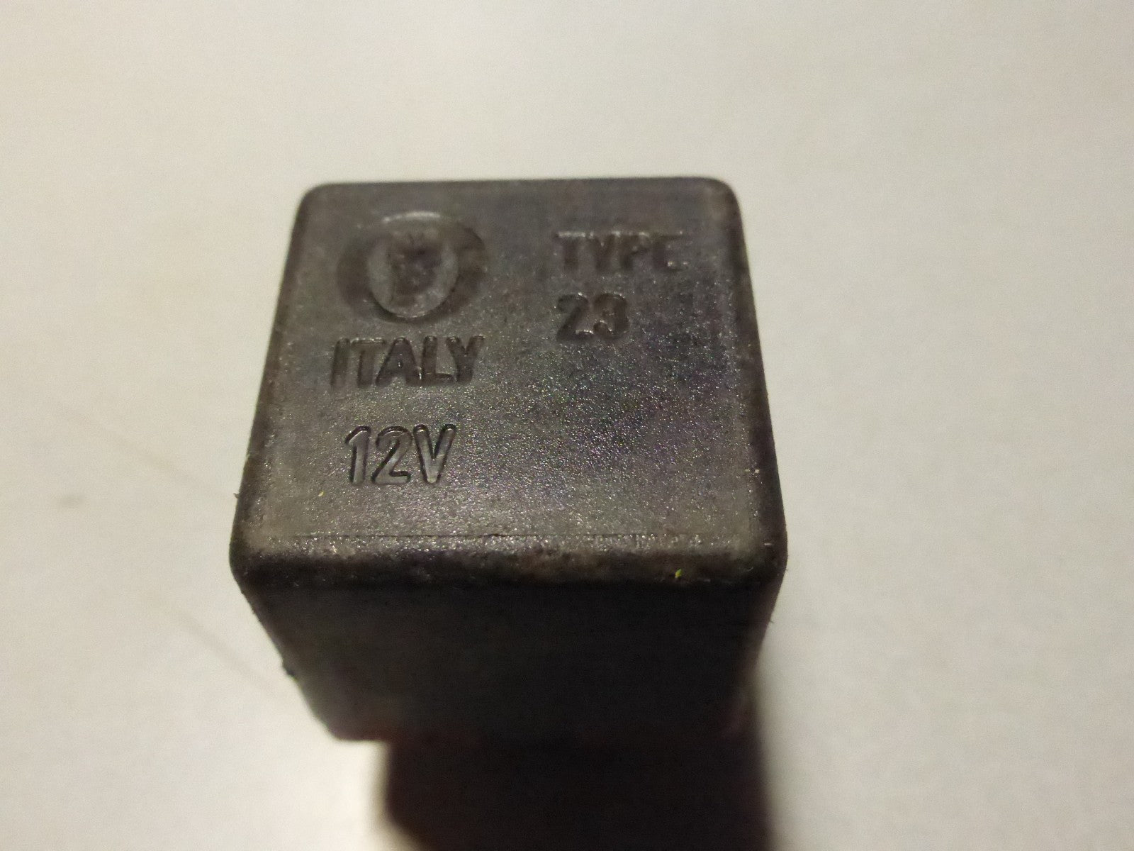 Relais noir à 5 broches 12V MP type 23, Alfa Roméo, Fiat, Lancia