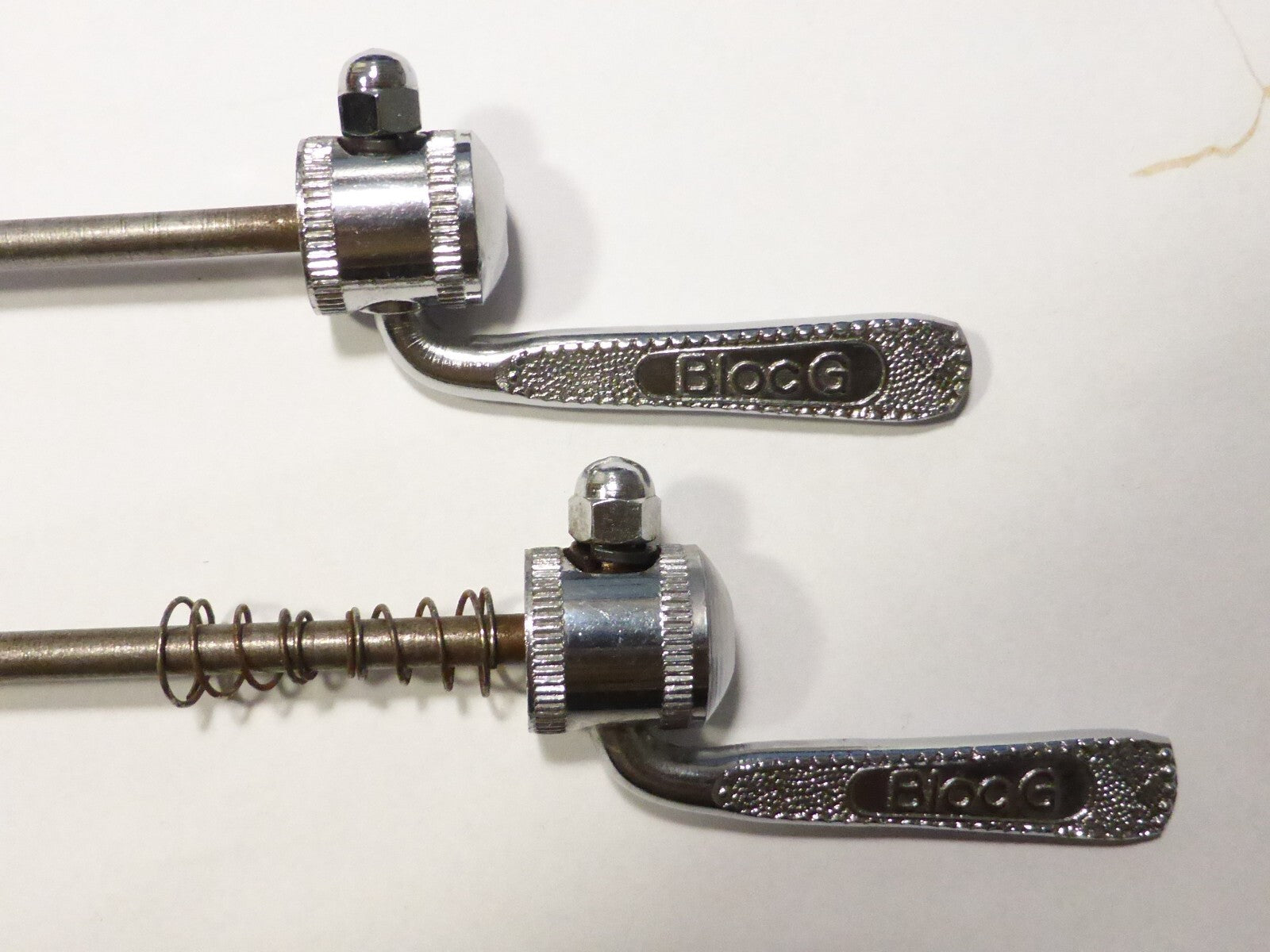 NOS vintage attache rapide wheel quick release skewer  BLOC G