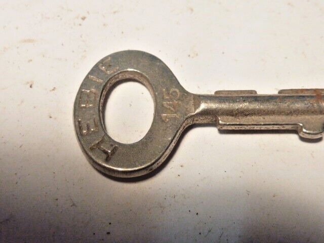 clé cadenas Schlüssel Hebie Trumpf Nummer 145