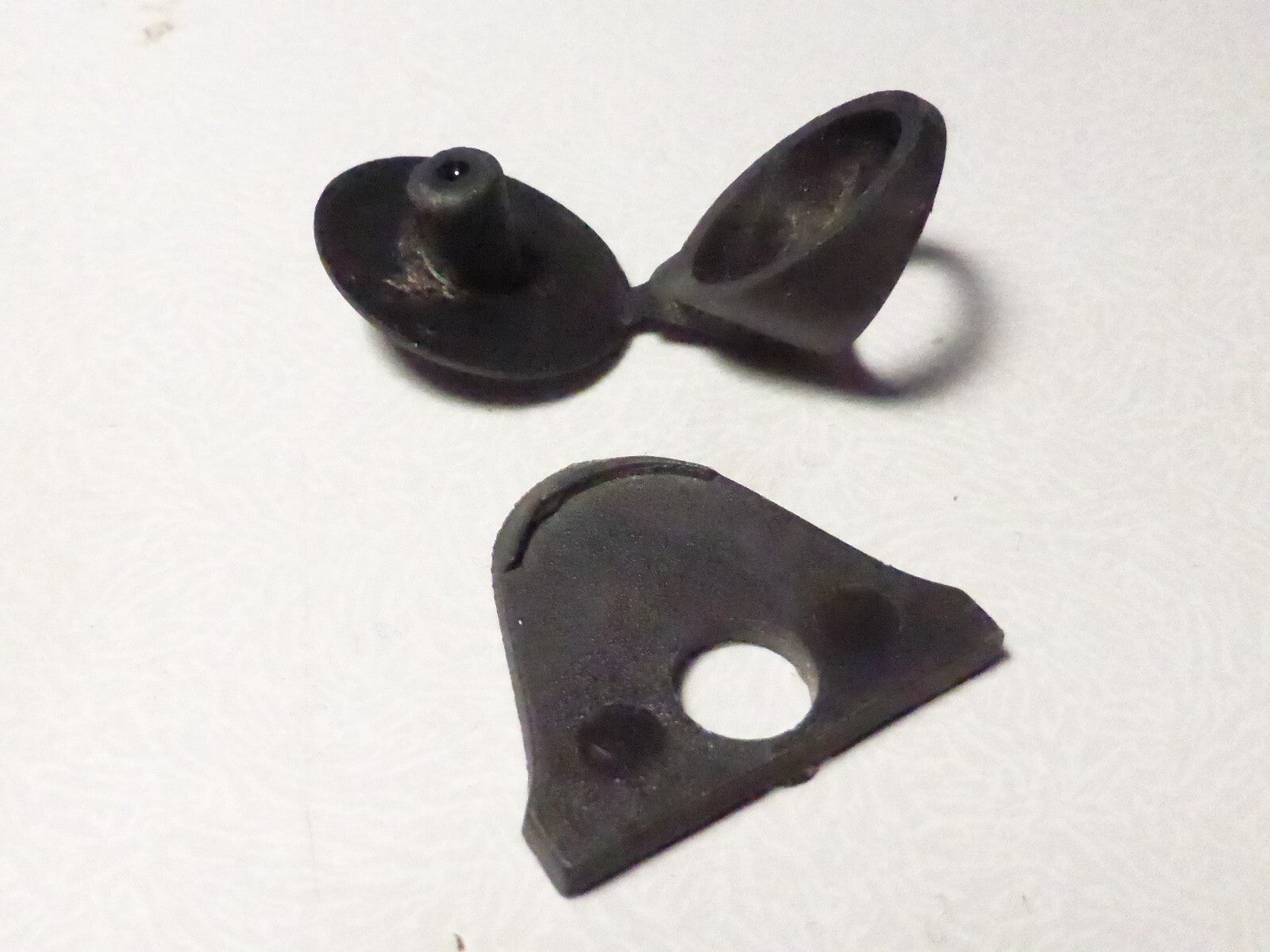 vintage velo cache capuchon bouchon embout plastic noir potence
