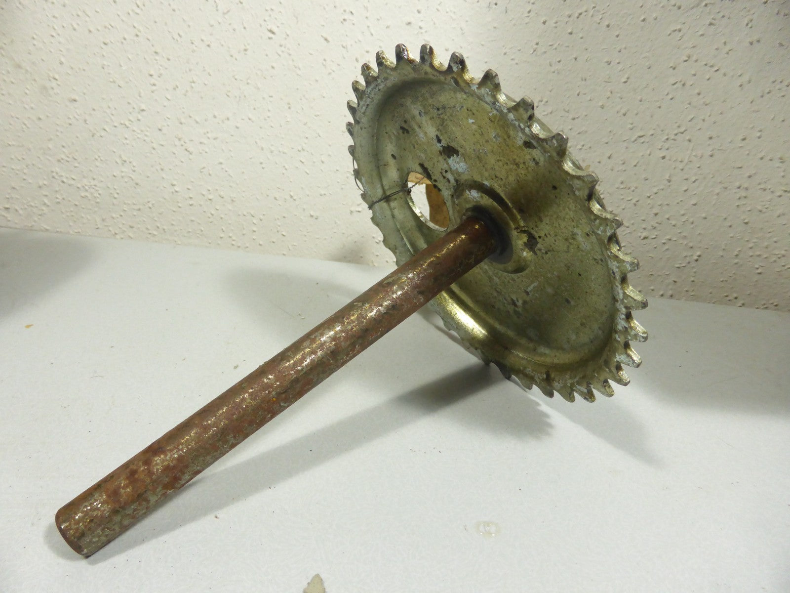 NOS axe plateau PEDALIER Plateau ANCIENNE Peugeot 35 DENTS 102 MS