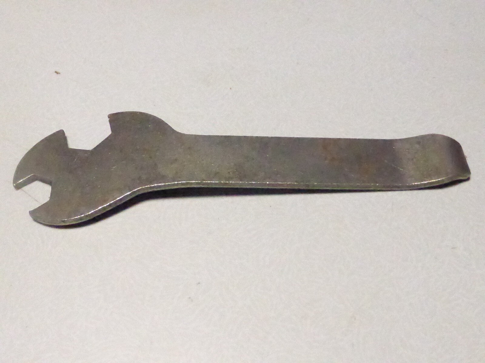 OUTIL VELO ANCIEN  CLE ELP  "LE PLUS VITE" vintage