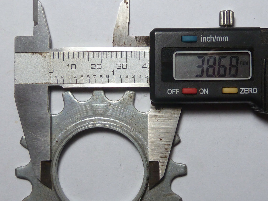 Sachs Maillard Sprocket.cogs pignon vintage 16 T Argent  silver NOS