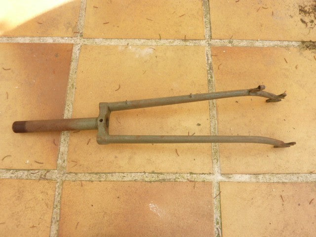 ✨ Fourche vélo vintage acier roue 650  pivot fileté 25x100 patte frein tambour✨