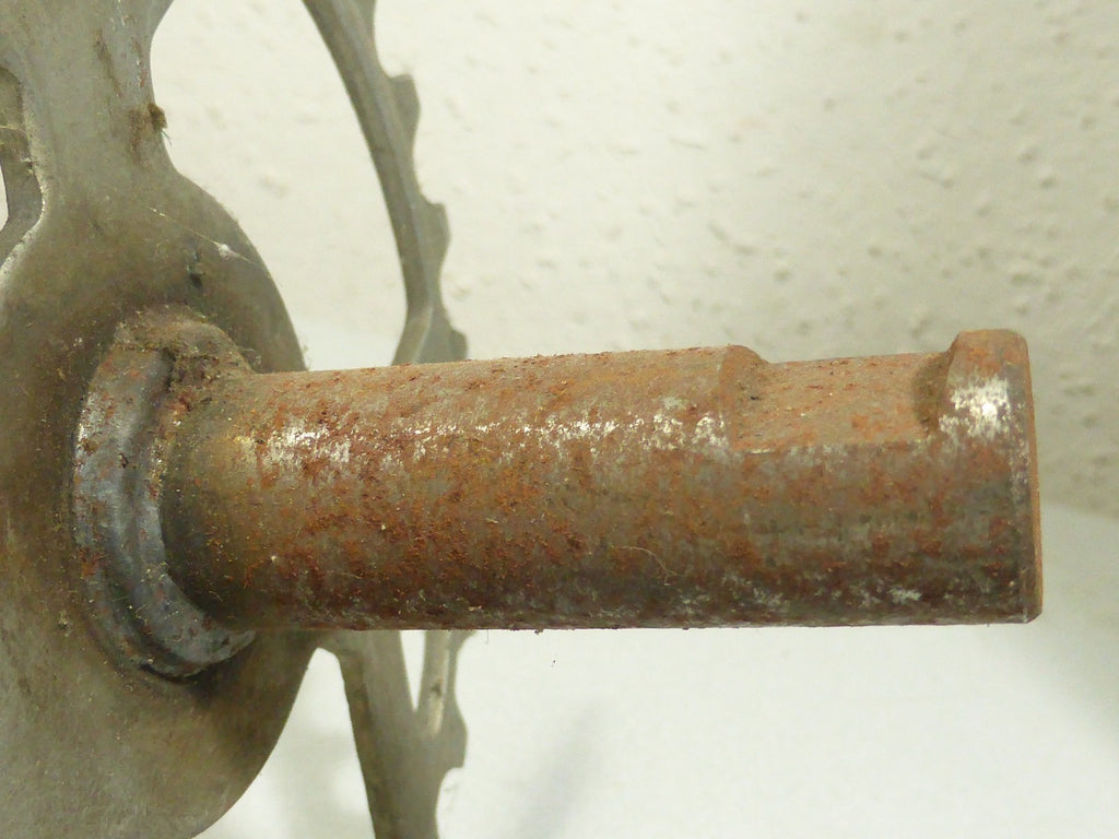 NOS Axe pédalier 28 dents 216 mm Motobécane neuf ancien stock Ø 16 mm