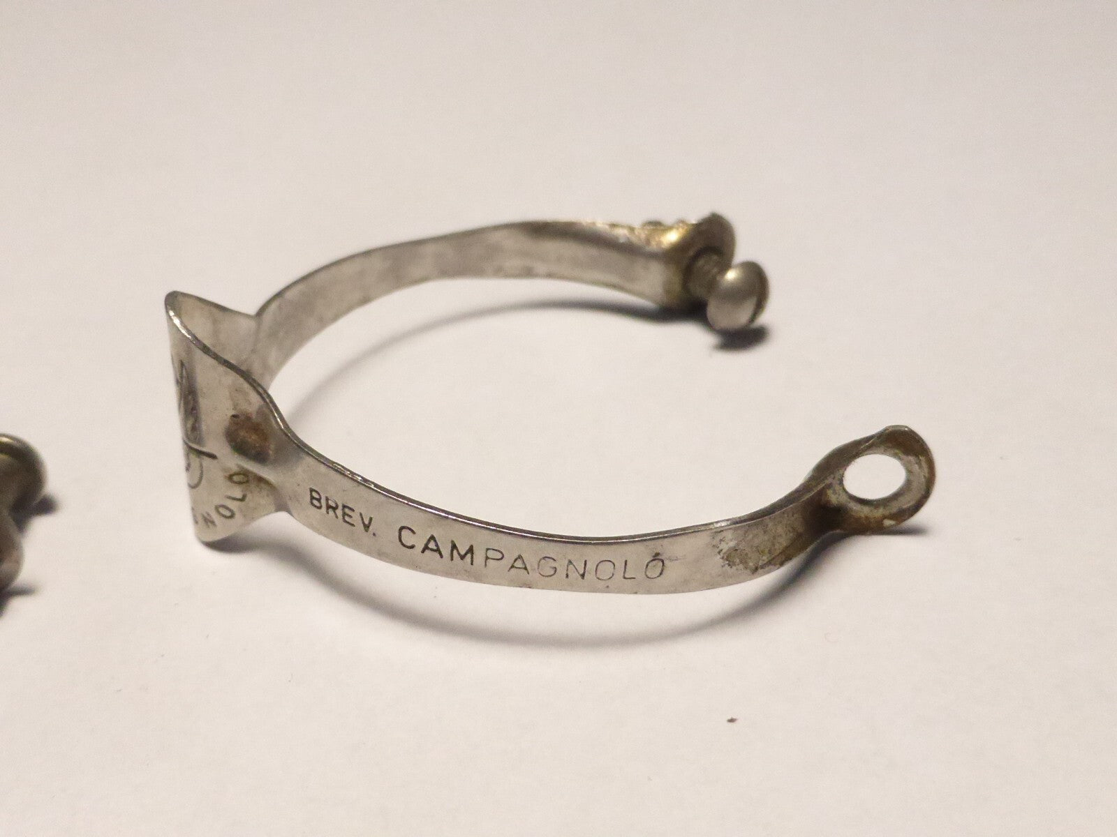 2 Colliers de gaine CAMPAGNOLO clips clamp vintage