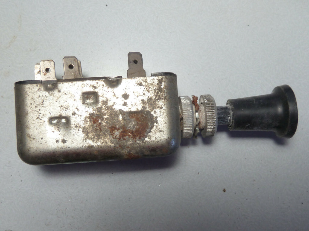 interrupteur bouton Warning ancien HAZARD tacot vintage