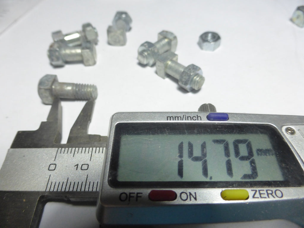 5 vis écrou fixation couronne  6x15 mm  motobecane motoconfort mobylette Peugeot