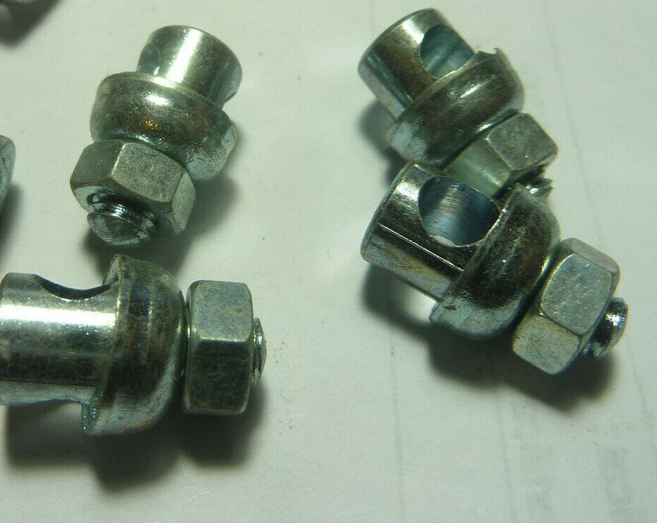 NOS neu 4 anciennes SERRE TRINGLE  L 17,4 X 8 X D 5mm POUR TRINGLE 5 mm VINTAGE