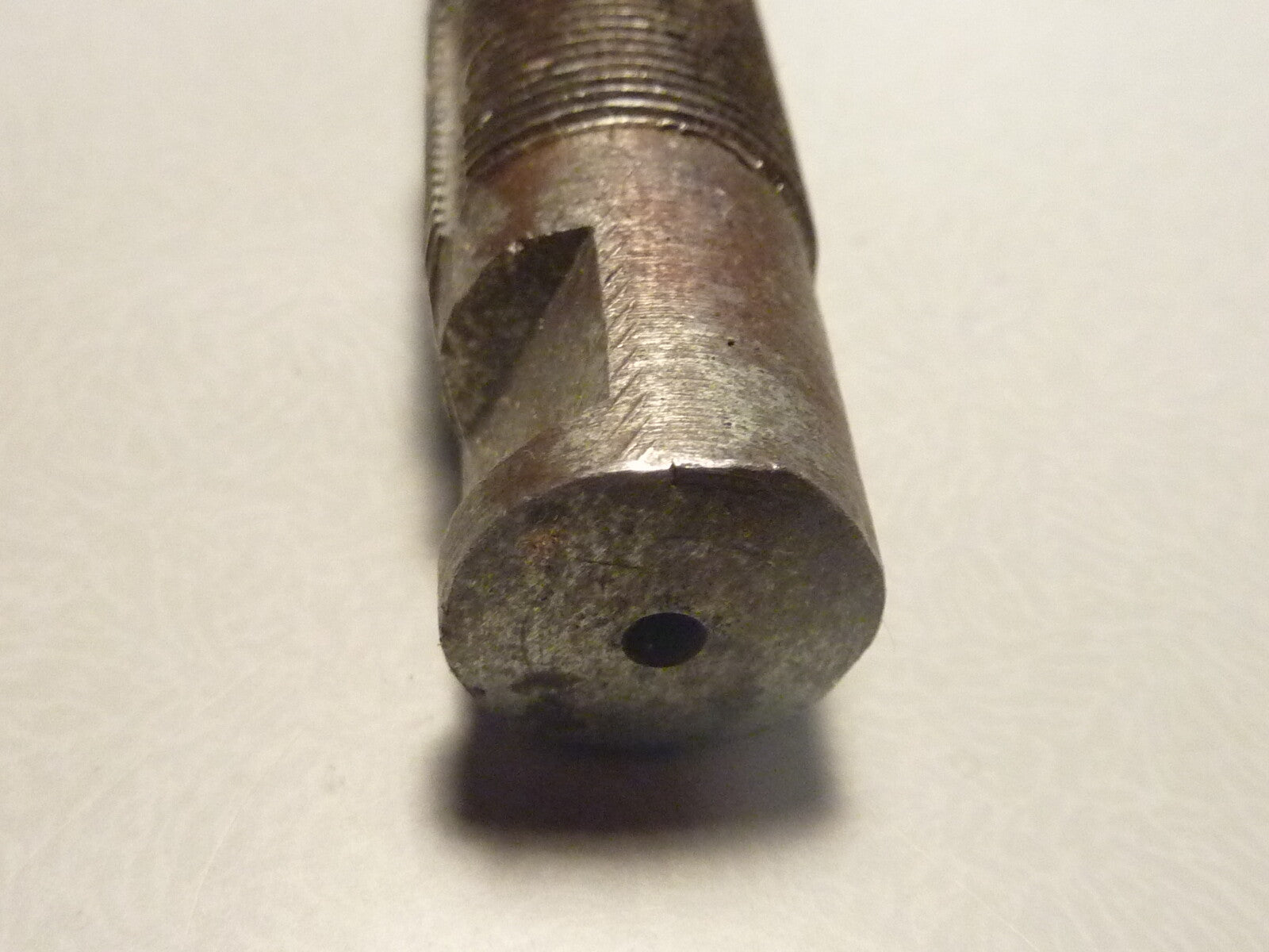 Axe pédalier à clavettes 115 mm acier boitier pédalier vintage ancien stock