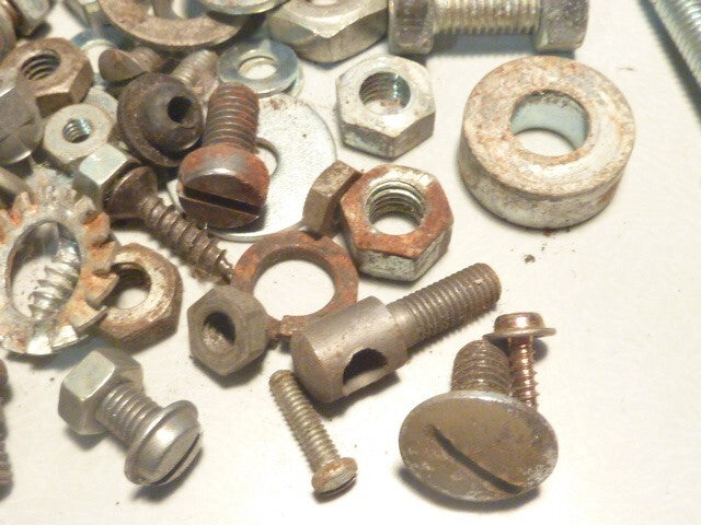 selon photo vis divers e varier rouillé vieux fond de tiroir ancien velo old bik