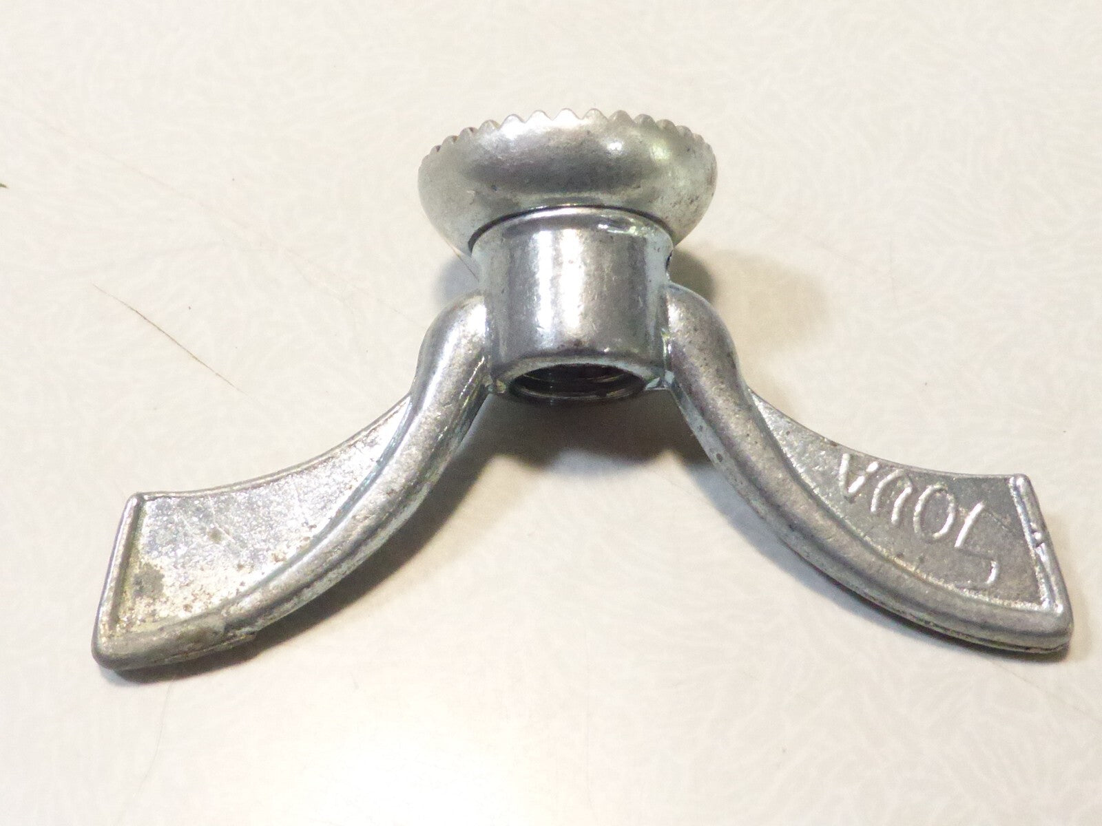 2 vintage papillons d'axe sova 9.5 mm pas de 1