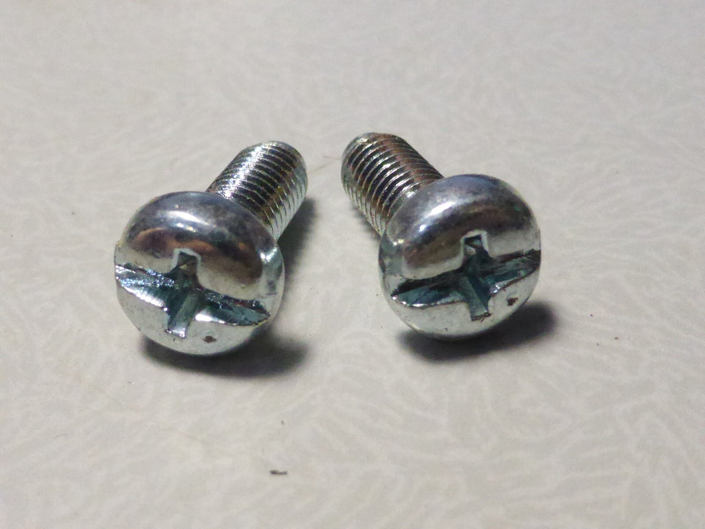 ✨ NOS / Neuf  2 Vis + Écrou hexagonal – Shimano – Vintage – New Old Stock (NOS)✨